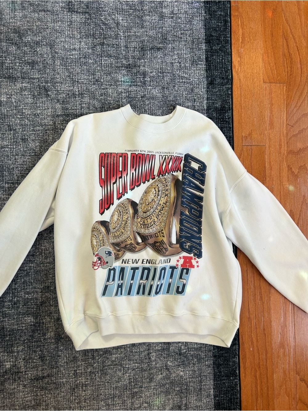 Vintage Abercrombie and fitch patriots crewneck